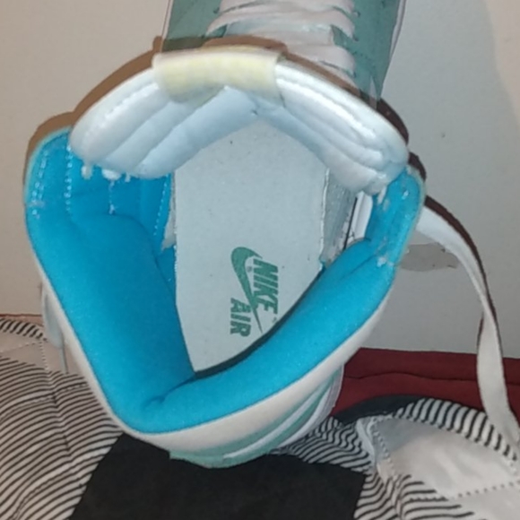 Retro Jordan One - Picture 4 of 6